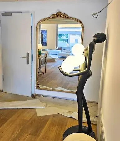 Luxurious Large With Pool, Garden, Koi Pond * Munich